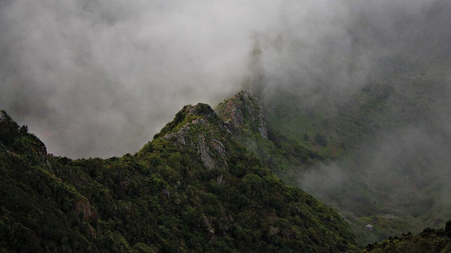 Aufziehende Wolken am Mirador El Bailadero